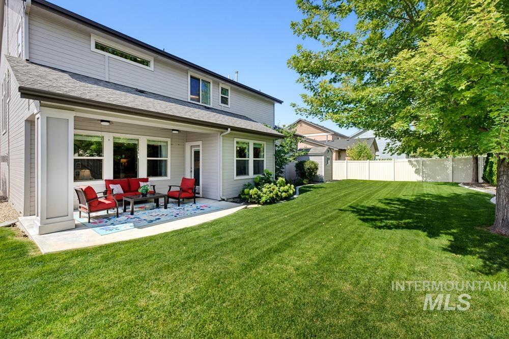 18674 Smiley Peak Ave, Nampa, Idaho 83687, 5 Bedrooms, 2.5 Bathrooms, Residential For Sale, Price $598,000, 98998661