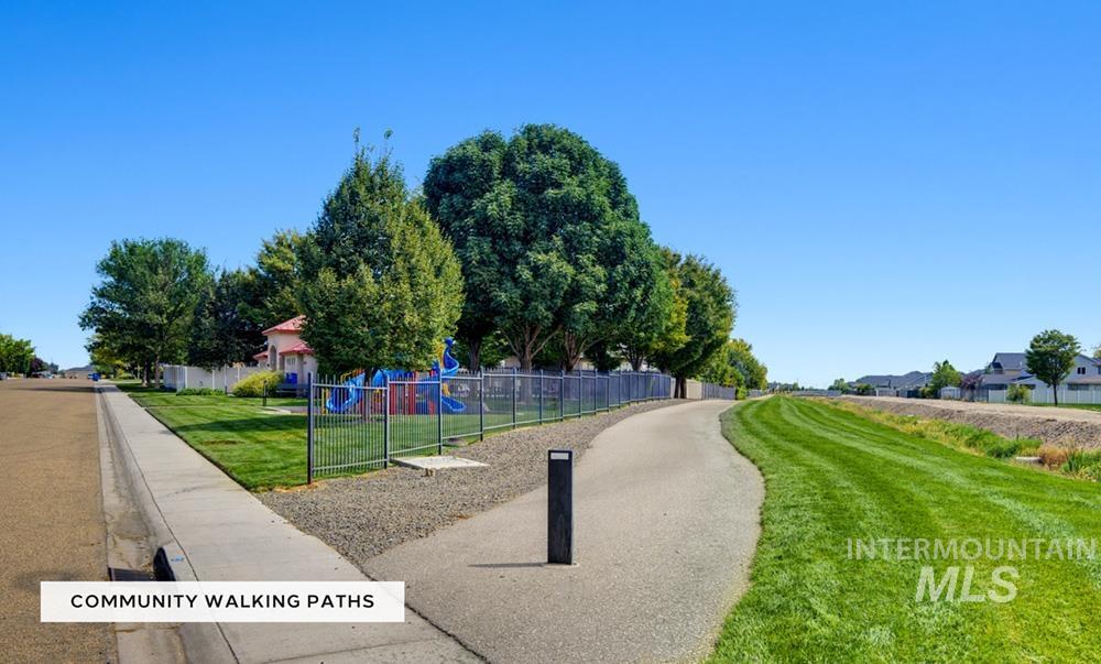 18674 Smiley Peak Ave, Nampa, Idaho 83687, 5 Bedrooms, 2.5 Bathrooms, Residential For Sale, Price $598,000, 98998661
