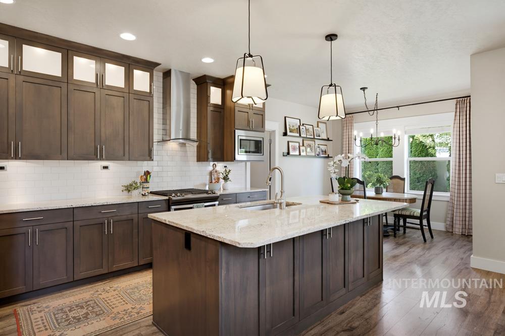 18674 Smiley Peak Ave, Nampa, Idaho 83687, 5 Bedrooms, 2.5 Bathrooms, Residential For Sale, Price $598,000, 98998661