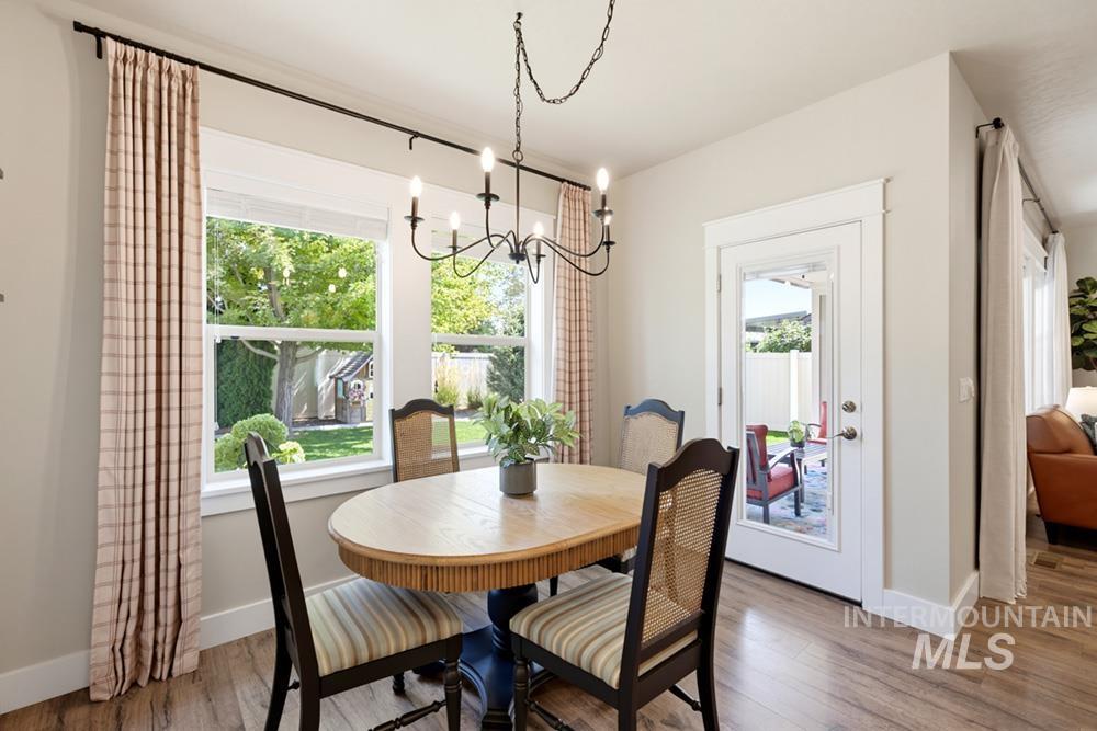 18674 Smiley Peak Ave, Nampa, Idaho 83687, 5 Bedrooms, 2.5 Bathrooms, Residential For Sale, Price $598,000, 98998661