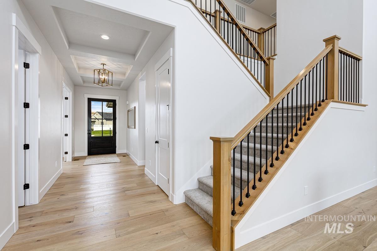 7283 W Waxwing Dr, Boise, Idaho 83714, 5 Bedrooms, 4.5 Bathrooms, Residential For Sale, Price $1,350,000,MLS 98998662