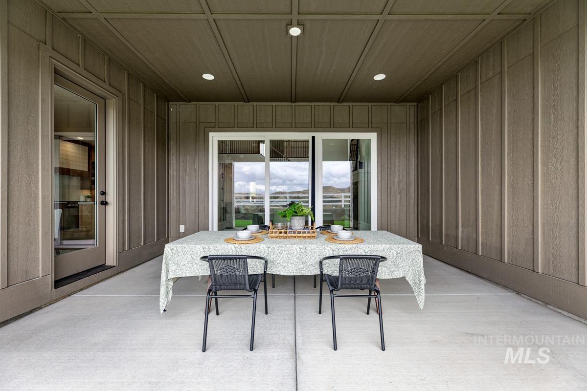 7283 W Waxwing Dr, Boise, Idaho 83714, 5 Bedrooms, 4.5 Bathrooms, Residential For Sale, Price $1,350,000,MLS 98998662