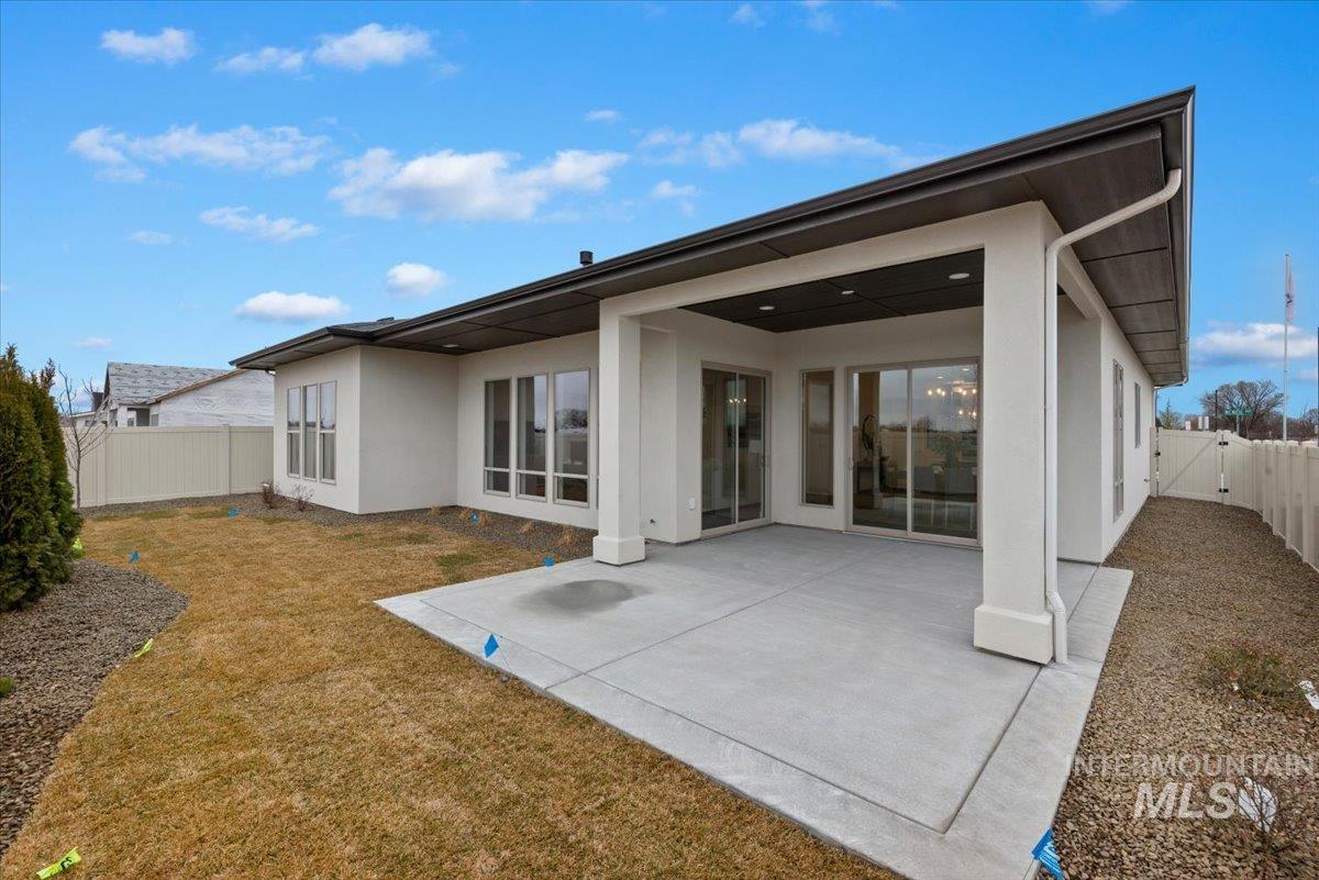 1297 Chena St, Middleton, Idaho 83644, 3 Bedrooms, 2 Bathrooms, Residential For Sale, Price $654,800, 98998663