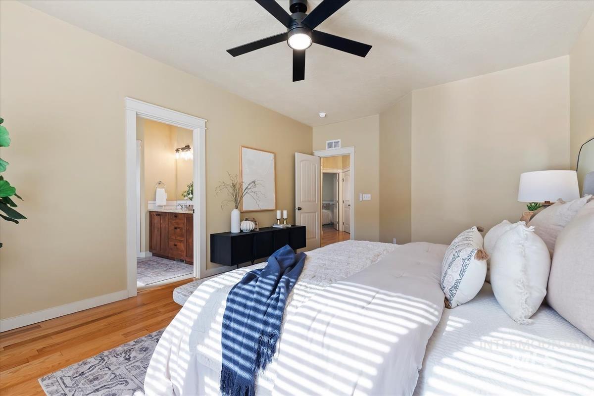 2930 N Christian Way, Meridian, Idaho 83646, 3 Bedrooms, 2 Bathrooms, Residential For Sale, Price $475,000,MLS 98998668
