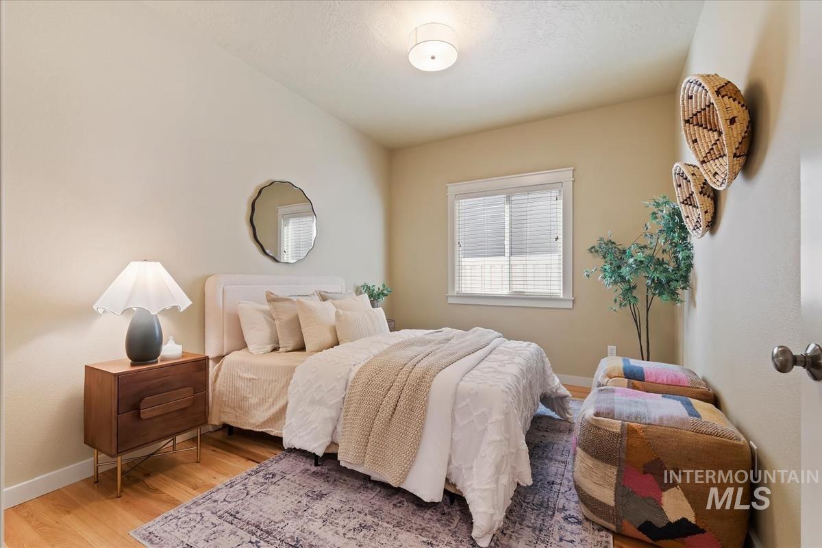 2930 N Christian Way, Meridian, Idaho 83646, 3 Bedrooms, 2 Bathrooms, Residential For Sale, Price $475,000,MLS 98998668