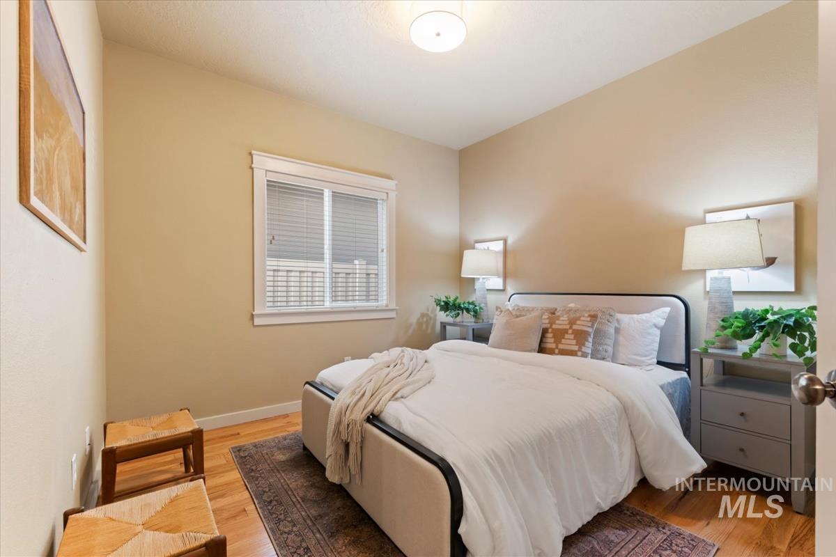 2930 N Christian Way, Meridian, Idaho 83646, 3 Bedrooms, 2 Bathrooms, Residential For Sale, Price $475,000,MLS 98998668