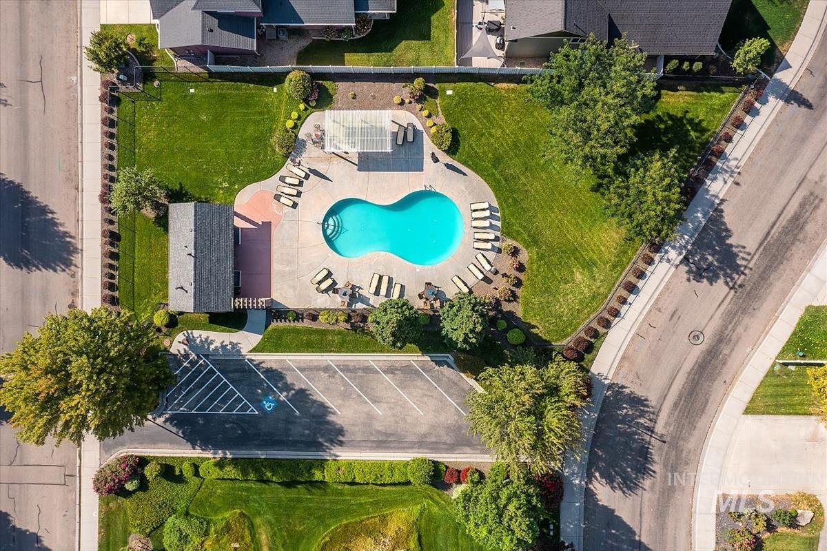 2930 N Christian Way, Meridian, Idaho 83646, 3 Bedrooms, 2 Bathrooms, Residential For Sale, Price $475,000,MLS 98998668