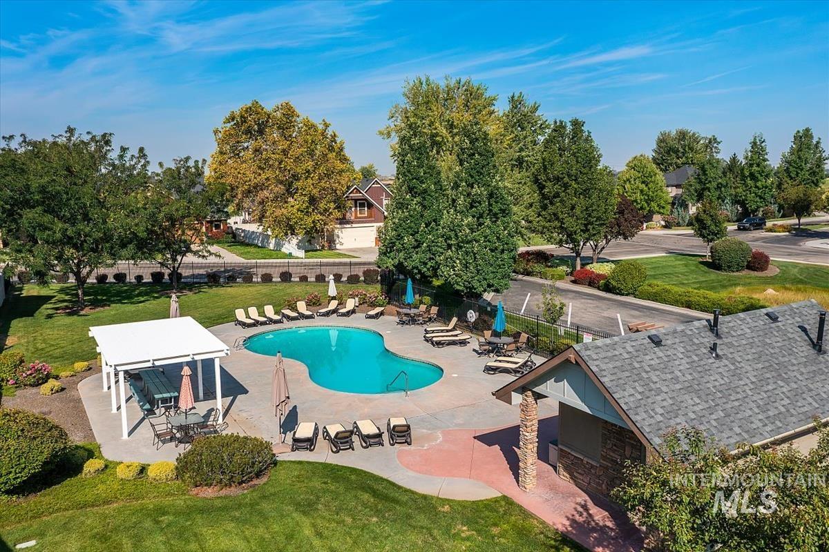 2930 N Christian Way, Meridian, Idaho 83646, 3 Bedrooms, 2 Bathrooms, Residential For Sale, Price $475,000,MLS 98998668