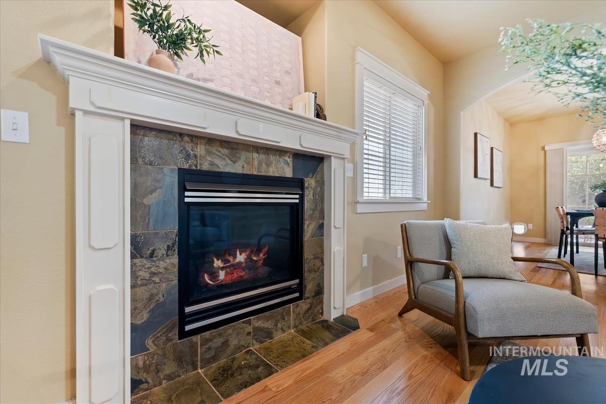 2930 N Christian Way, Meridian, Idaho 83646, 3 Bedrooms, 2 Bathrooms, Residential For Sale, Price $475,000,MLS 98998668