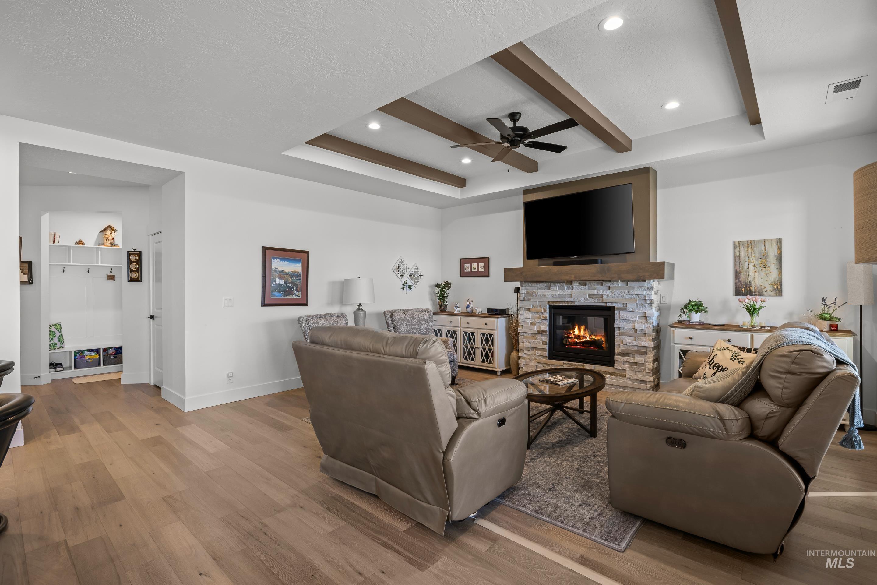 11557 W Soaring Hawk Street, Star, Idaho 83669, 3 Bedrooms, 2 Bathrooms, Residential For Sale, Price $569,500, 98998669