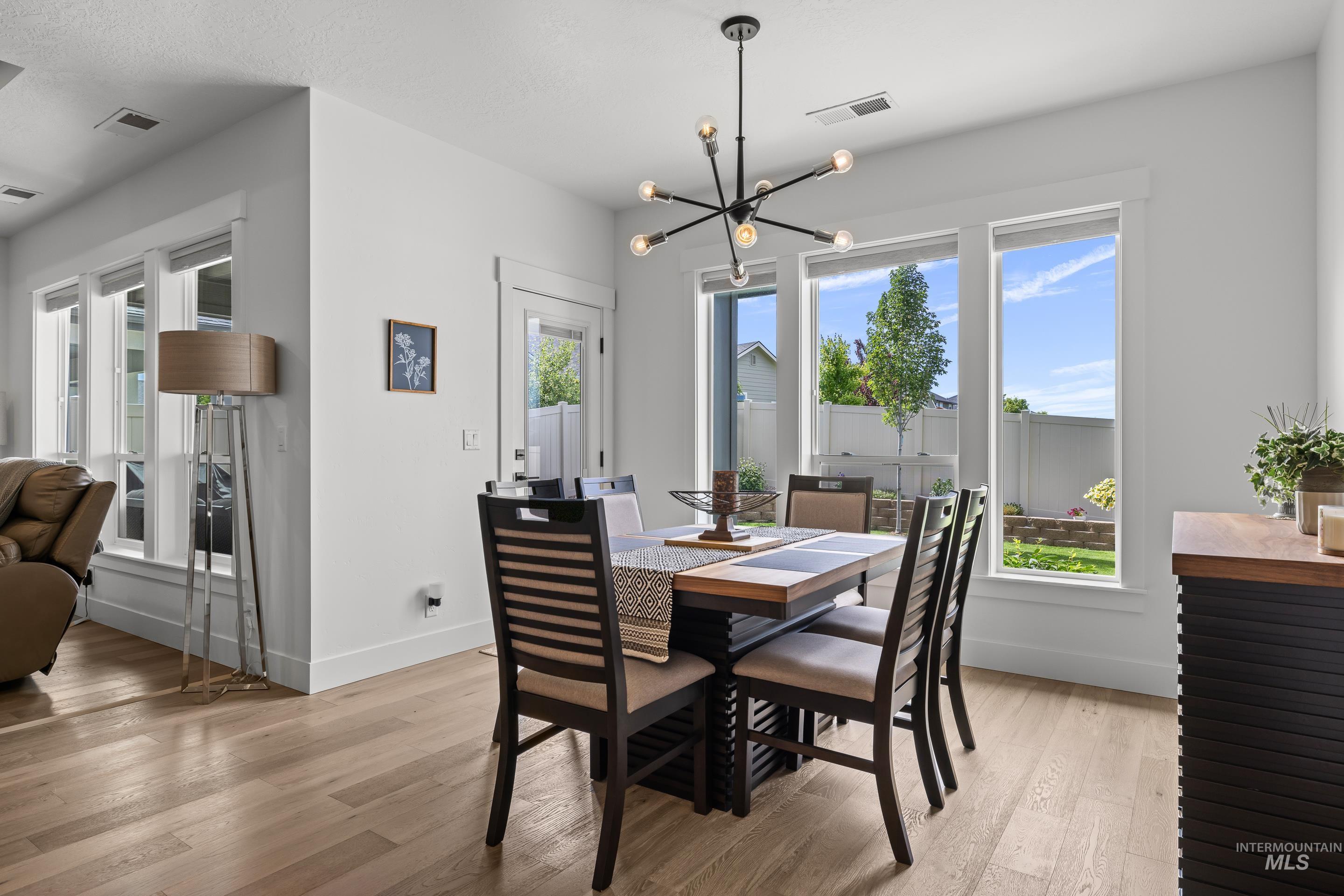 11557 W Soaring Hawk Street, Star, Idaho 83669, 3 Bedrooms, 2 Bathrooms, Residential For Sale, Price $569,500, 98998669