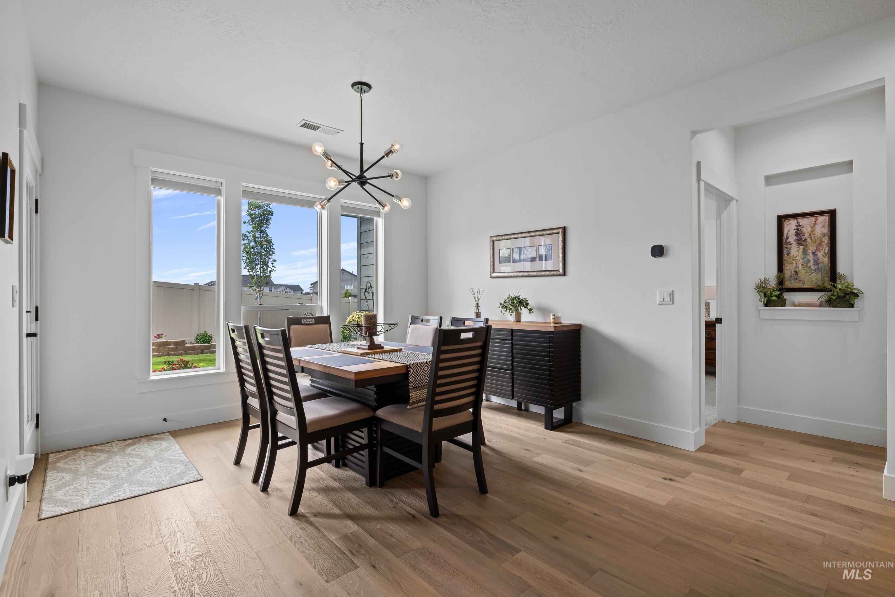 11557 W Soaring Hawk Street, Star, Idaho 83669, 3 Bedrooms, 2 Bathrooms, Residential For Sale, Price $569,500, 98998669