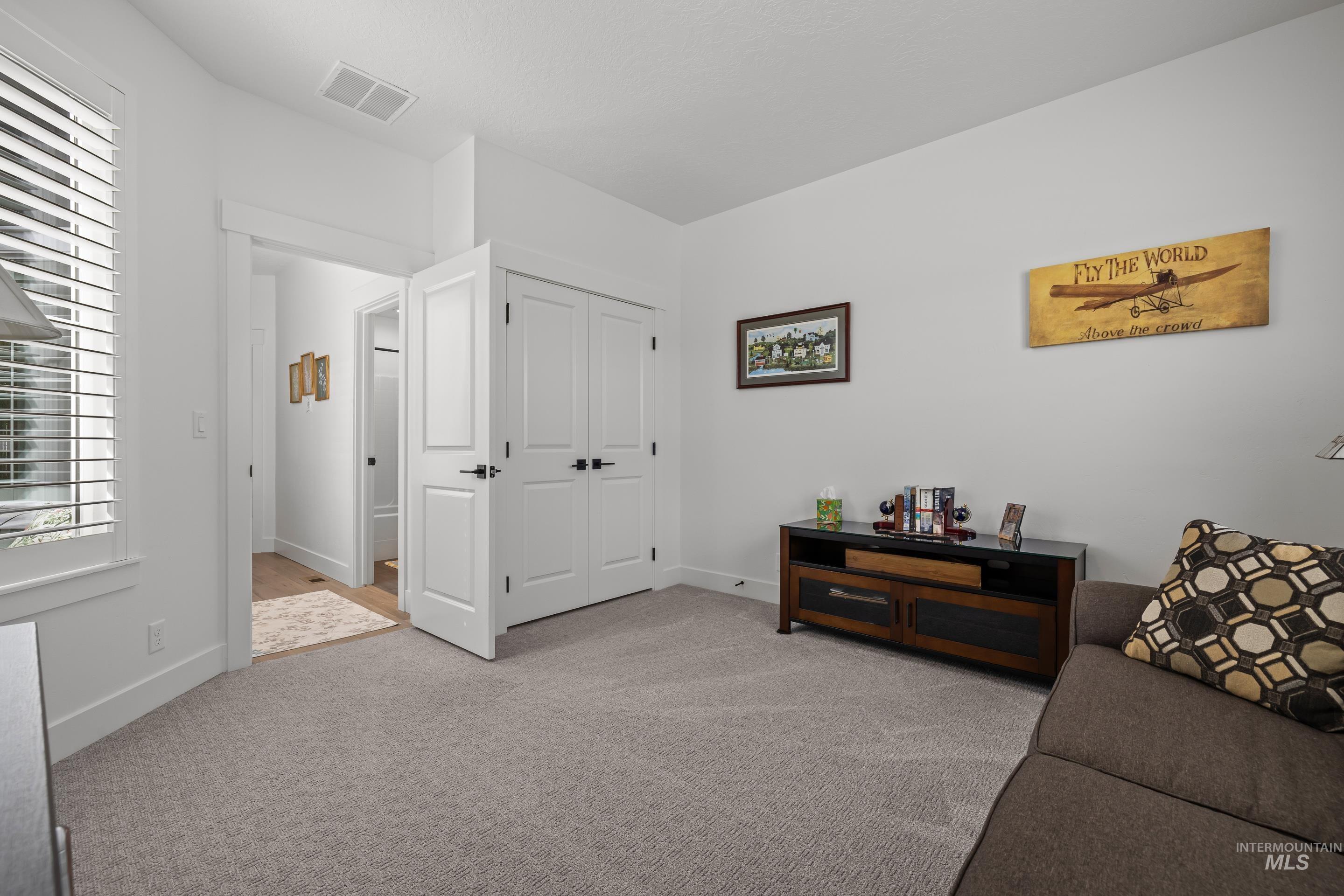 11557 W Soaring Hawk Street, Star, Idaho 83669, 3 Bedrooms, 2 Bathrooms, Residential For Sale, Price $569,500, 98998669