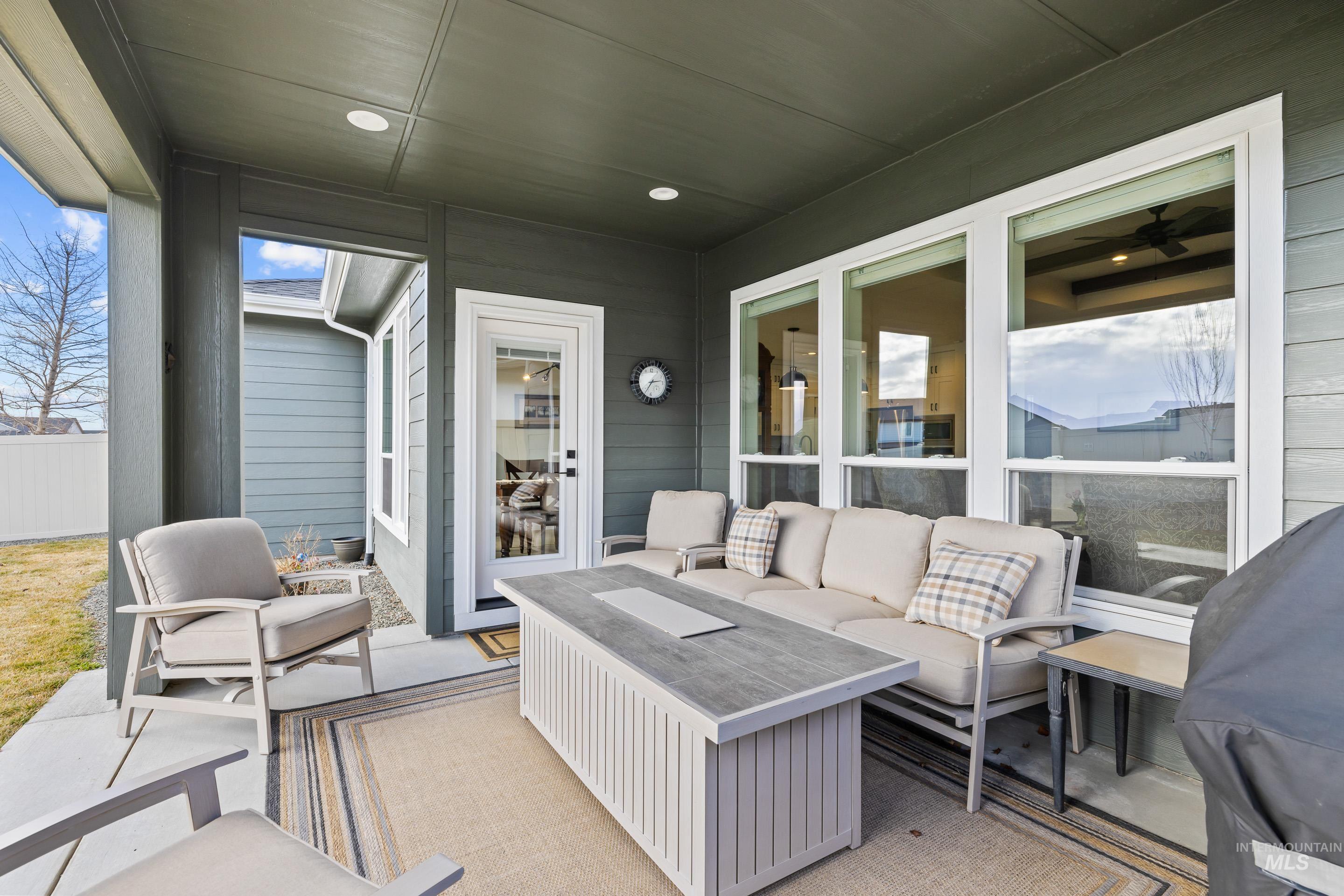 11557 W Soaring Hawk Street, Star, Idaho 83669, 3 Bedrooms, 2 Bathrooms, Residential For Sale, Price $569,500, 98998669