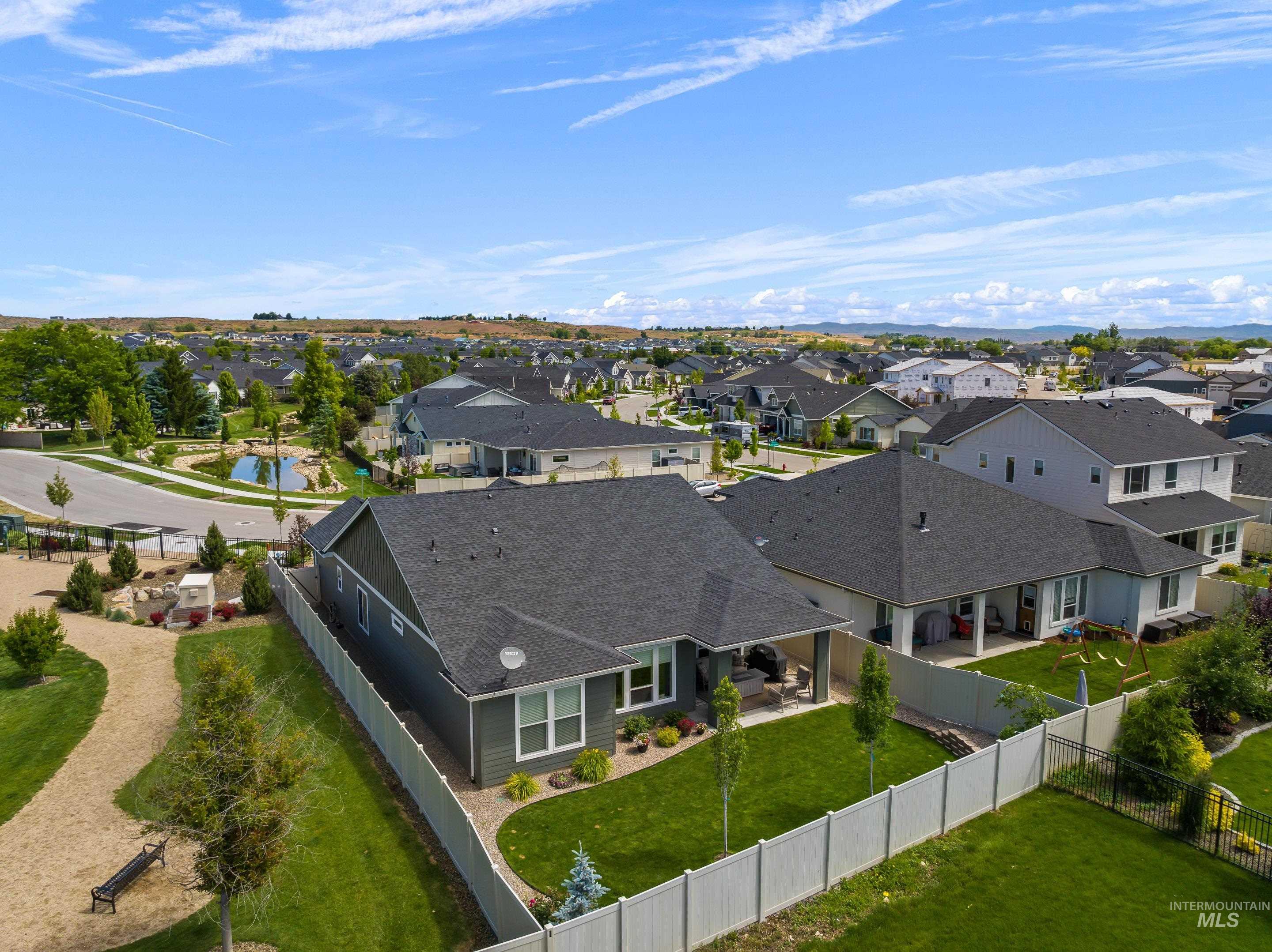 11557 W Soaring Hawk Street, Star, Idaho 83669, 3 Bedrooms, 2 Bathrooms, Residential For Sale, Price $569,500, 98998669