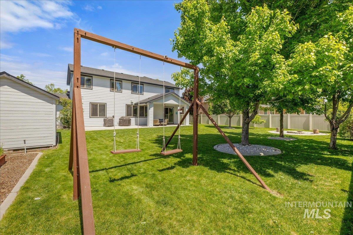 4147 W Cardon Street, Eagle, Idaho 83616, 5 Bedrooms, 3 Bathrooms, Residential For Sale, Price $799,990, 98998670