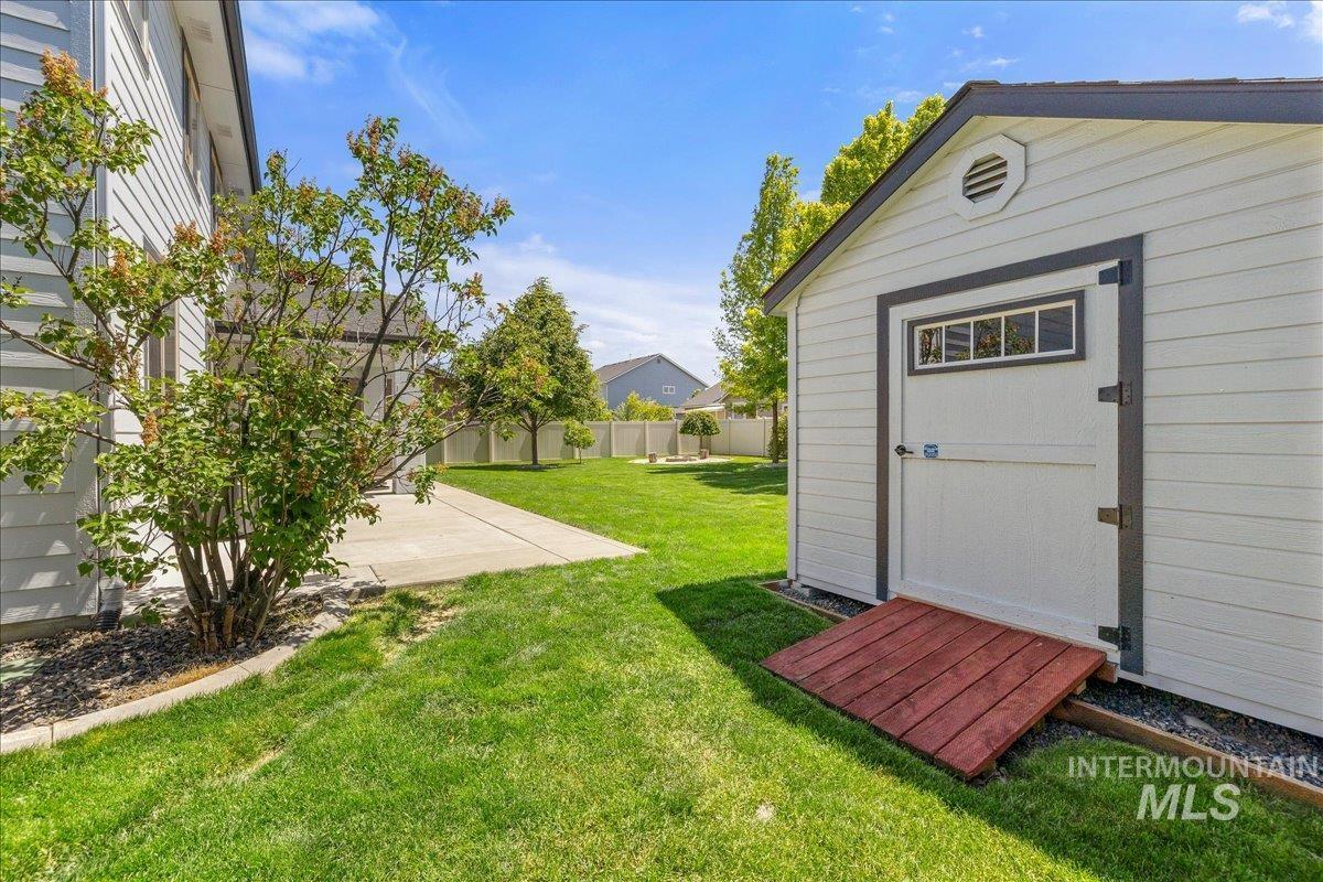 4147 W Cardon Street, Eagle, Idaho 83616, 5 Bedrooms, 3 Bathrooms, Residential For Sale, Price $799,990, 98998670