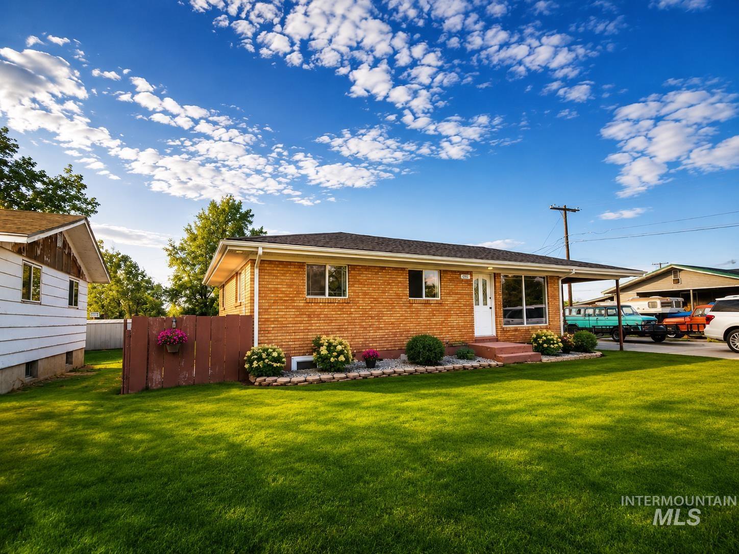 905 15th Drive, Rupert, Idaho 83350, 4 Bedrooms, 3 Bathrooms, Residential For Sale, Price $295,000, 98998675