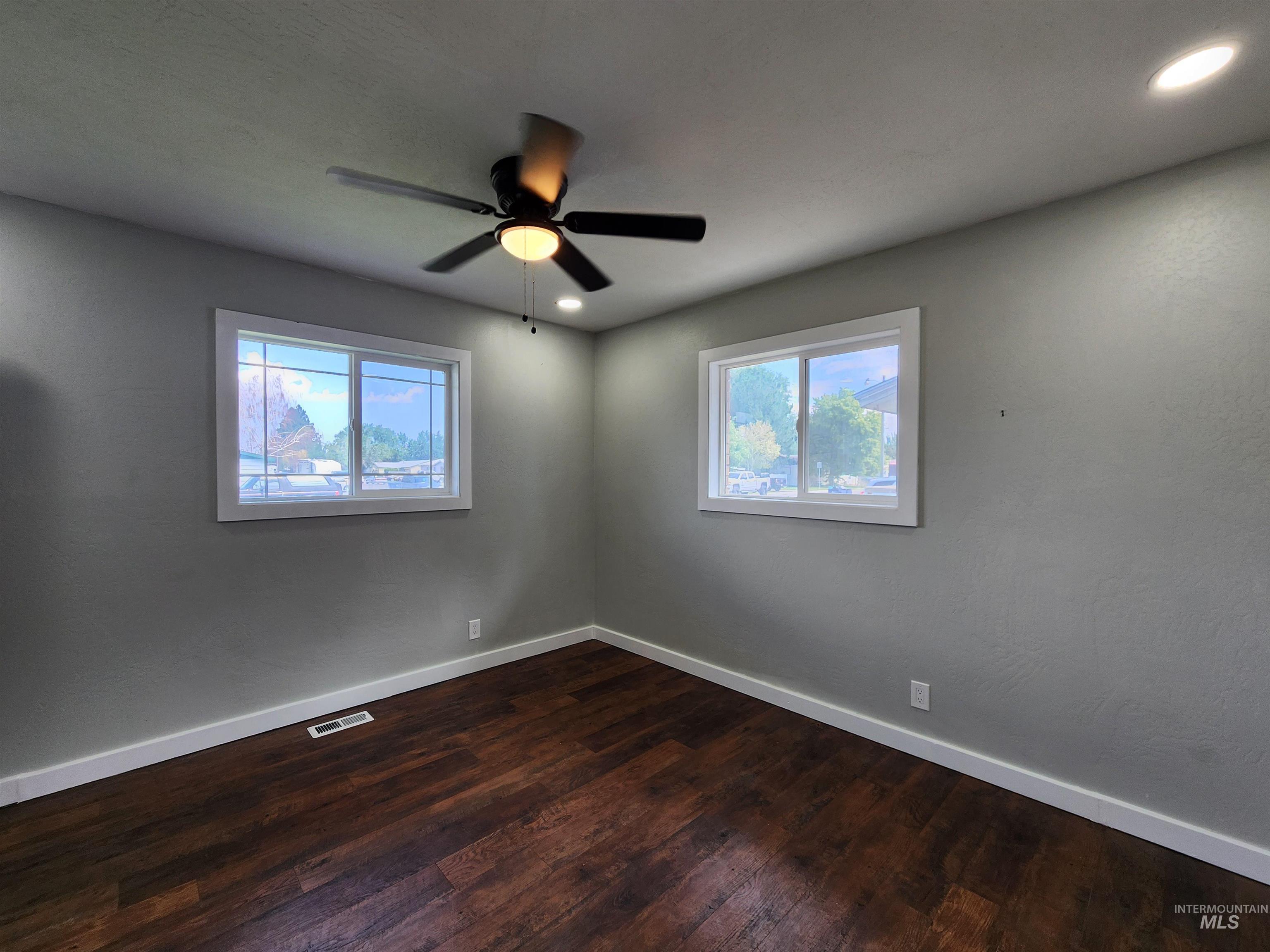 905 15th Drive, Rupert, Idaho 83350, 4 Bedrooms, 3 Bathrooms, Residential For Sale, Price $295,000, 98998675