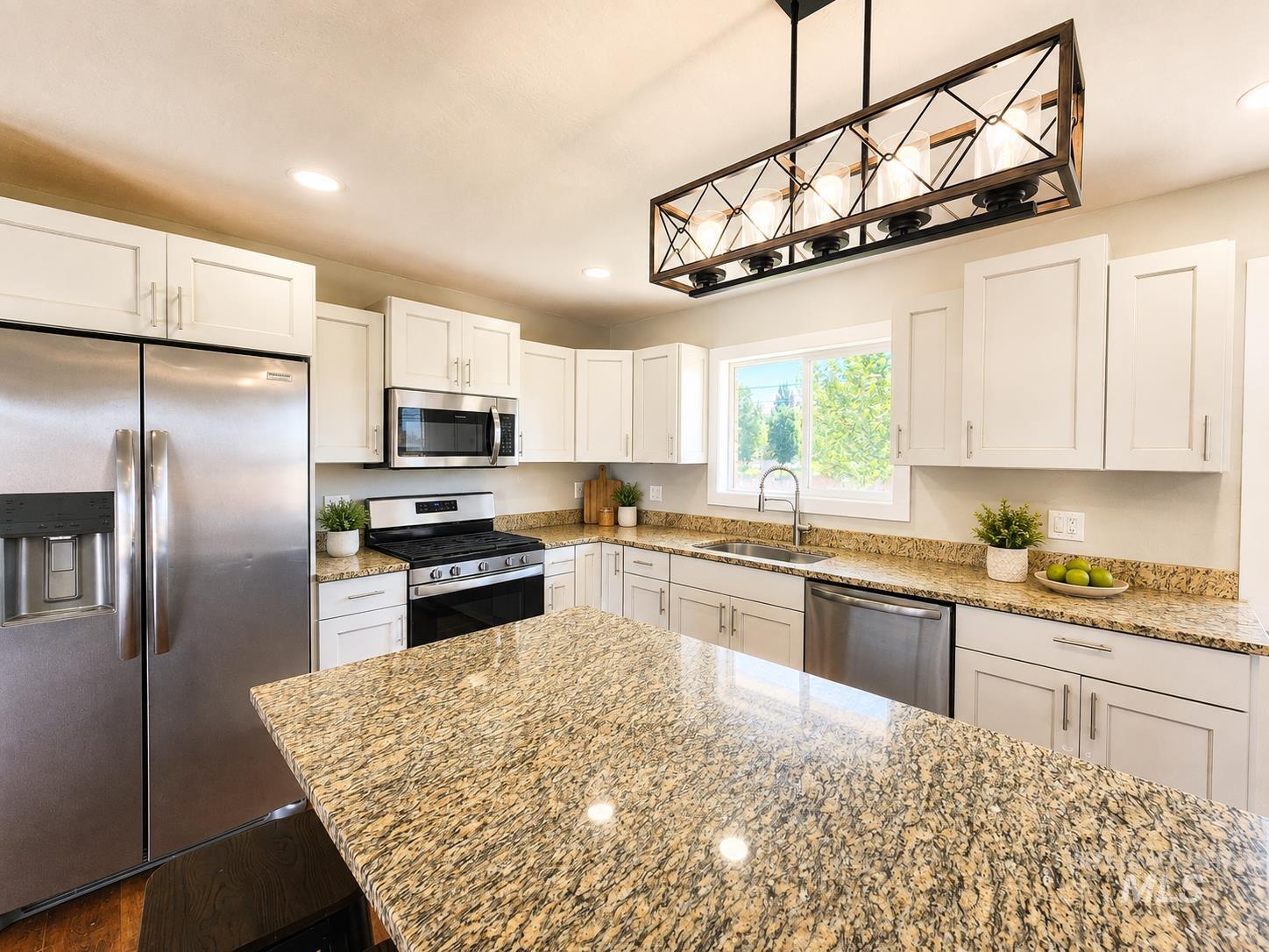 905 15th Drive, Rupert, Idaho 83350, 4 Bedrooms, 3 Bathrooms, Residential For Sale, Price $295,000, 98998675