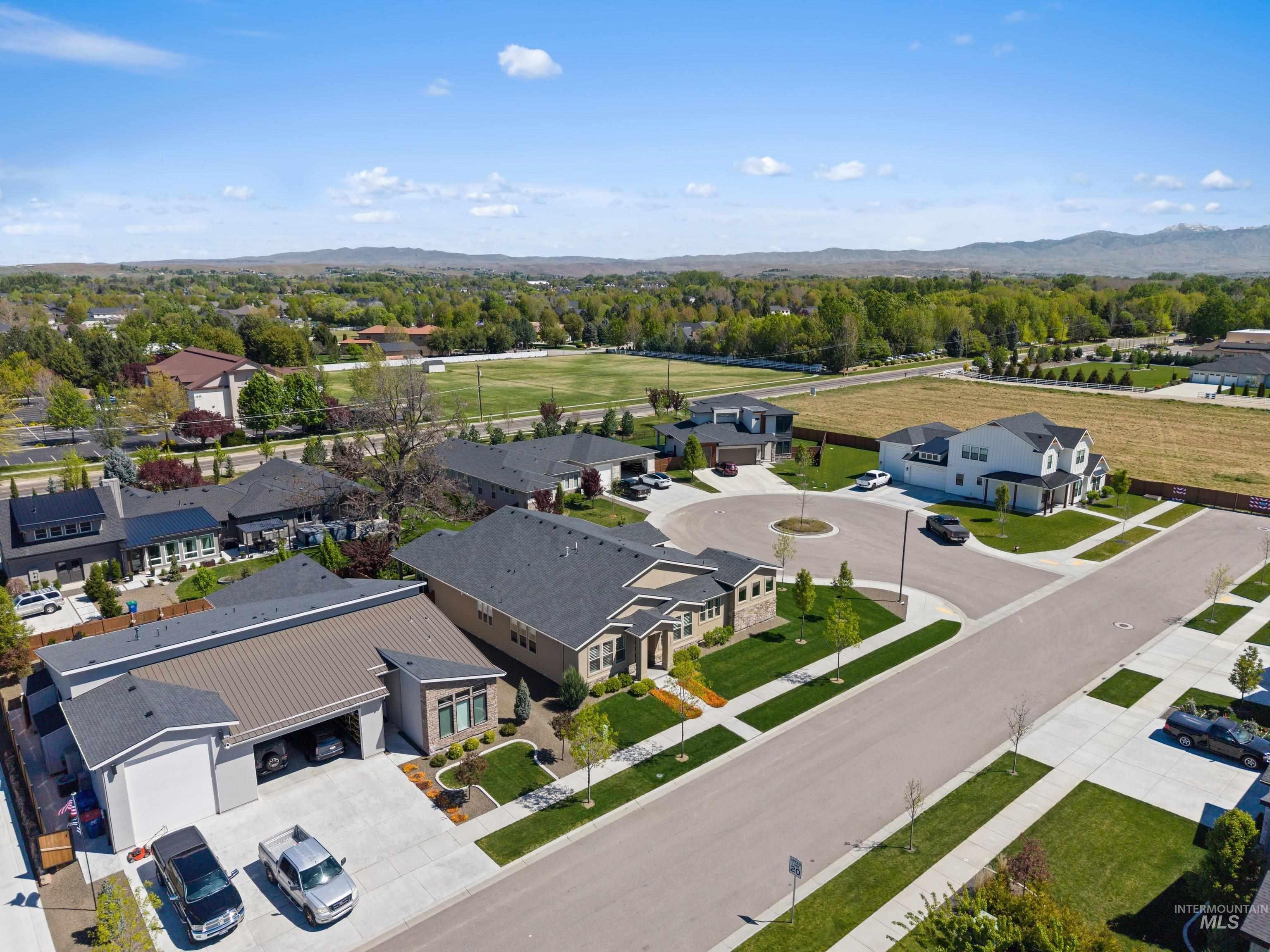 3940 W Monticello St, Eagle, Idaho 83616, 3 Bedrooms, 2.5 Bathrooms, Residential For Sale, Price $799,900,MLS 98998676