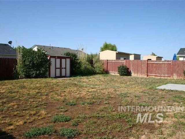 3816 Bennington St, Caldwell, Idaho 83608, 3 Bedrooms, 2 Bathrooms, Residential For Sale, Price $250,000, 98998684
