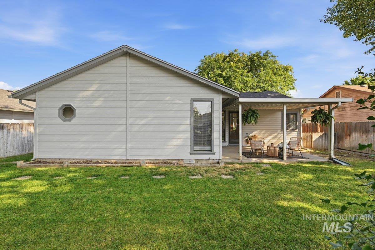 8869 W Lancelot St., Boise, Idaho 83704, 3 Bedrooms, 2 Bathrooms, Residential For Sale, Price $427,000,MLS 98998686