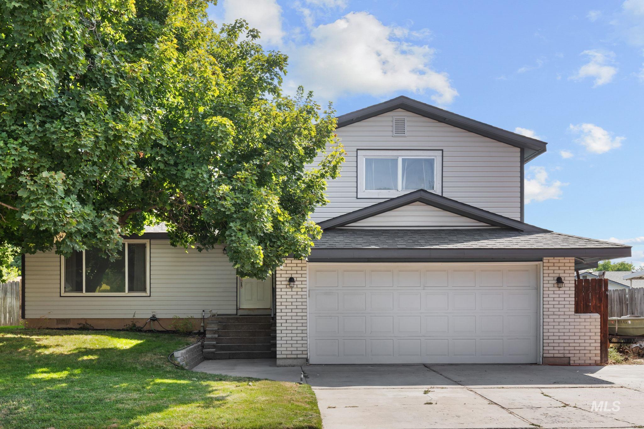 2240 NW 15th St, Meridian, Idaho 83646, 3 Bedrooms, 2.5 Bathrooms, Residential For Sale, Price $490,000,MLS 98998690
