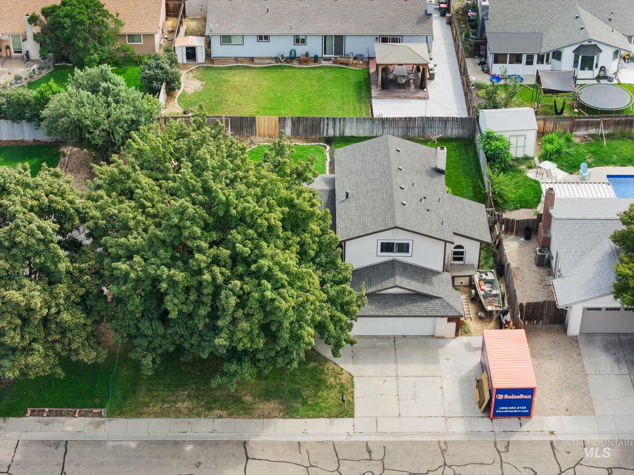2240 NW 15th St, Meridian, Idaho 83646, 3 Bedrooms, 2.5 Bathrooms, Residential For Sale, Price $490,000,MLS 98998690