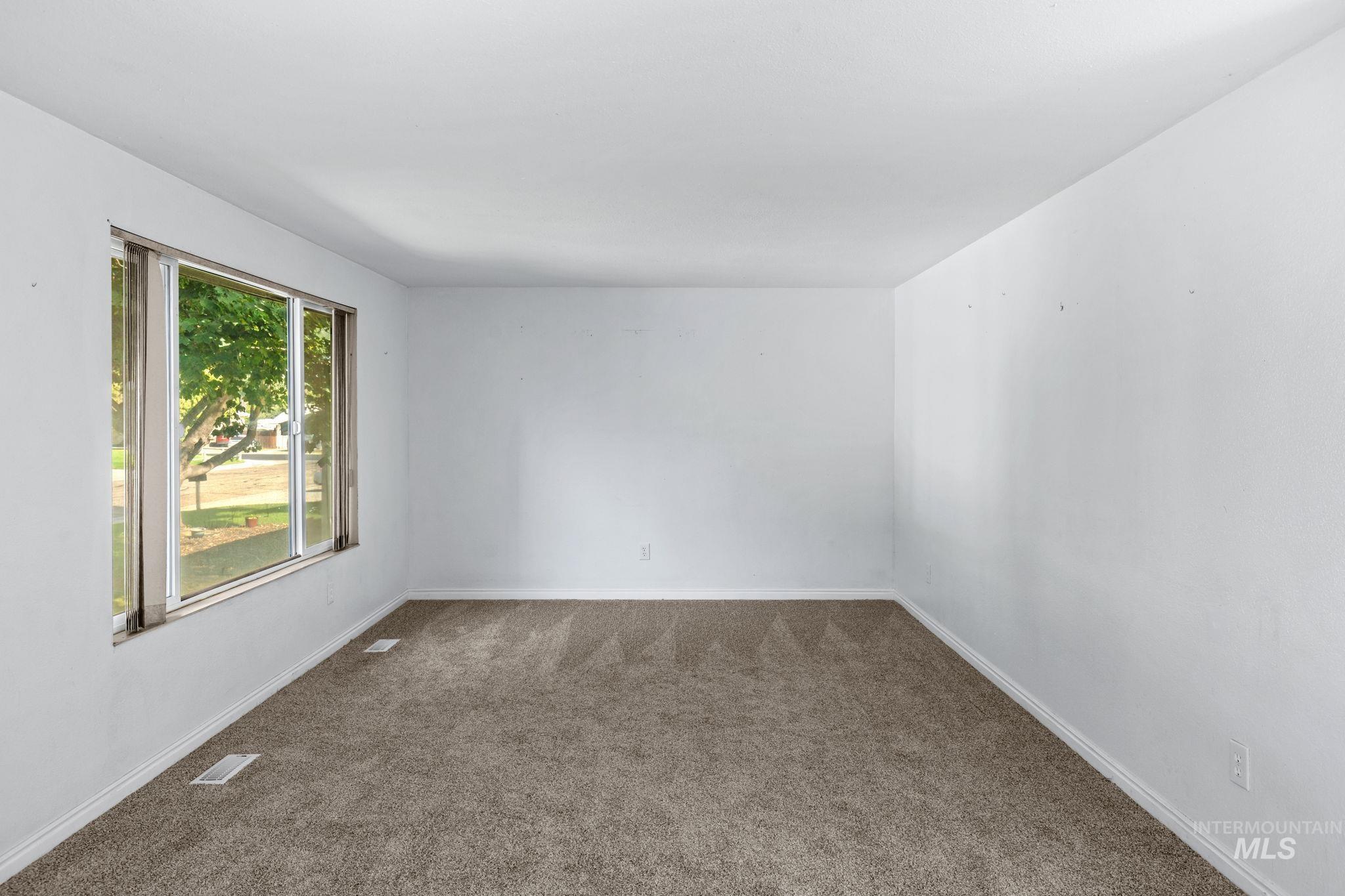 2240 NW 15th St, Meridian, Idaho 83646, 3 Bedrooms, 2.5 Bathrooms, Residential For Sale, Price $490,000,MLS 98998690