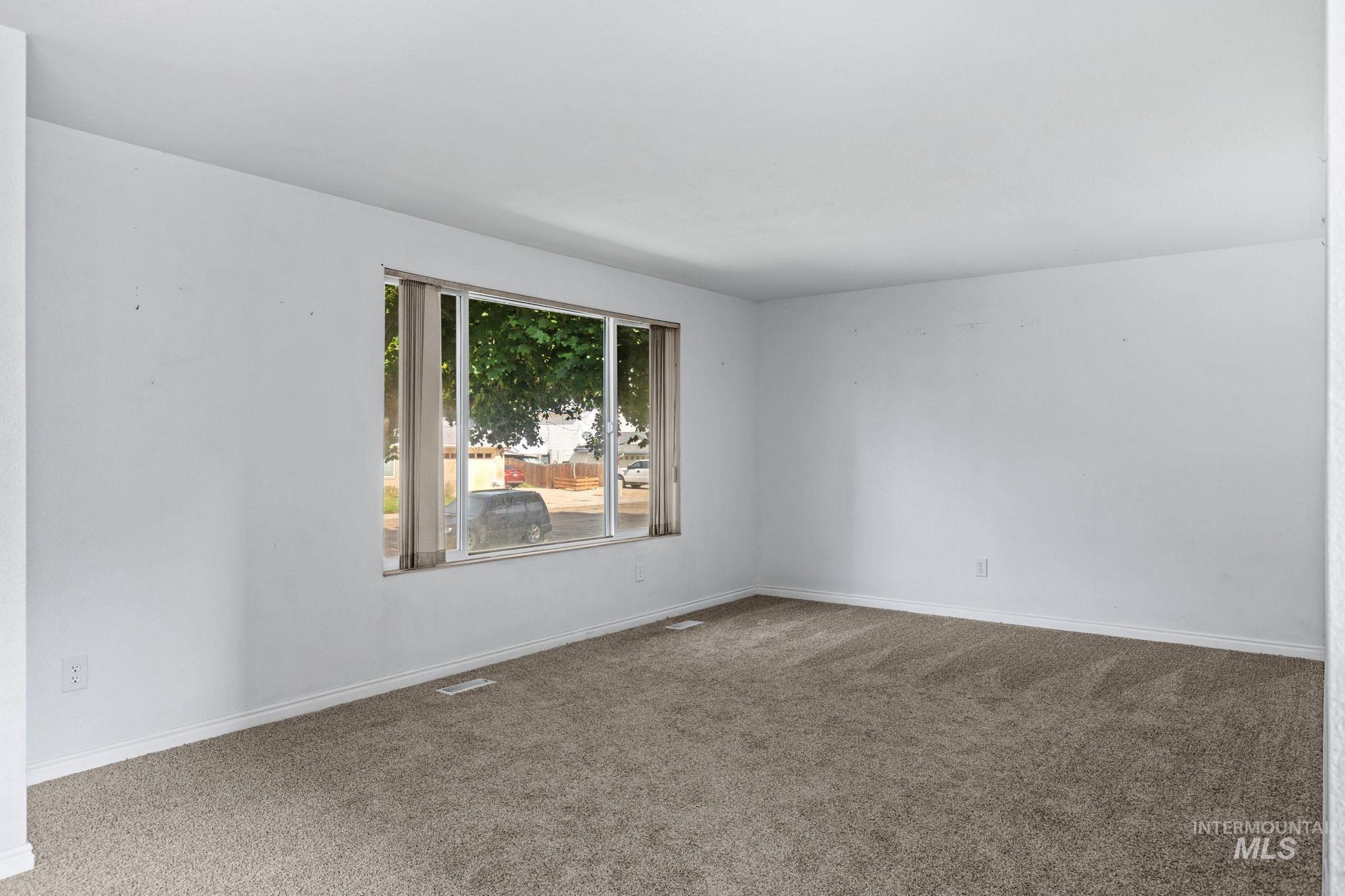 2240 NW 15th St, Meridian, Idaho 83646, 3 Bedrooms, 2.5 Bathrooms, Residential For Sale, Price $490,000,MLS 98998690