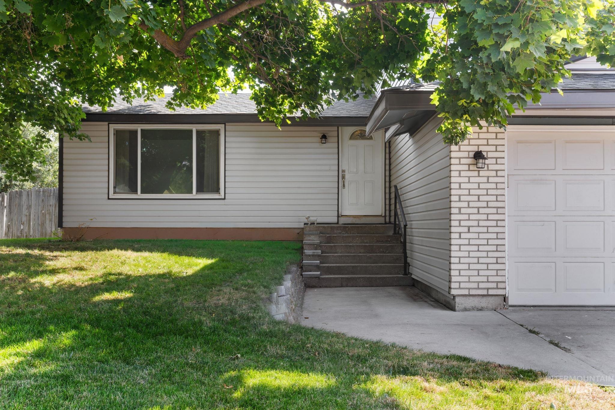 2240 NW 15th St, Meridian, Idaho 83646, 3 Bedrooms, 2.5 Bathrooms, Residential For Sale, Price $490,000,MLS 98998690