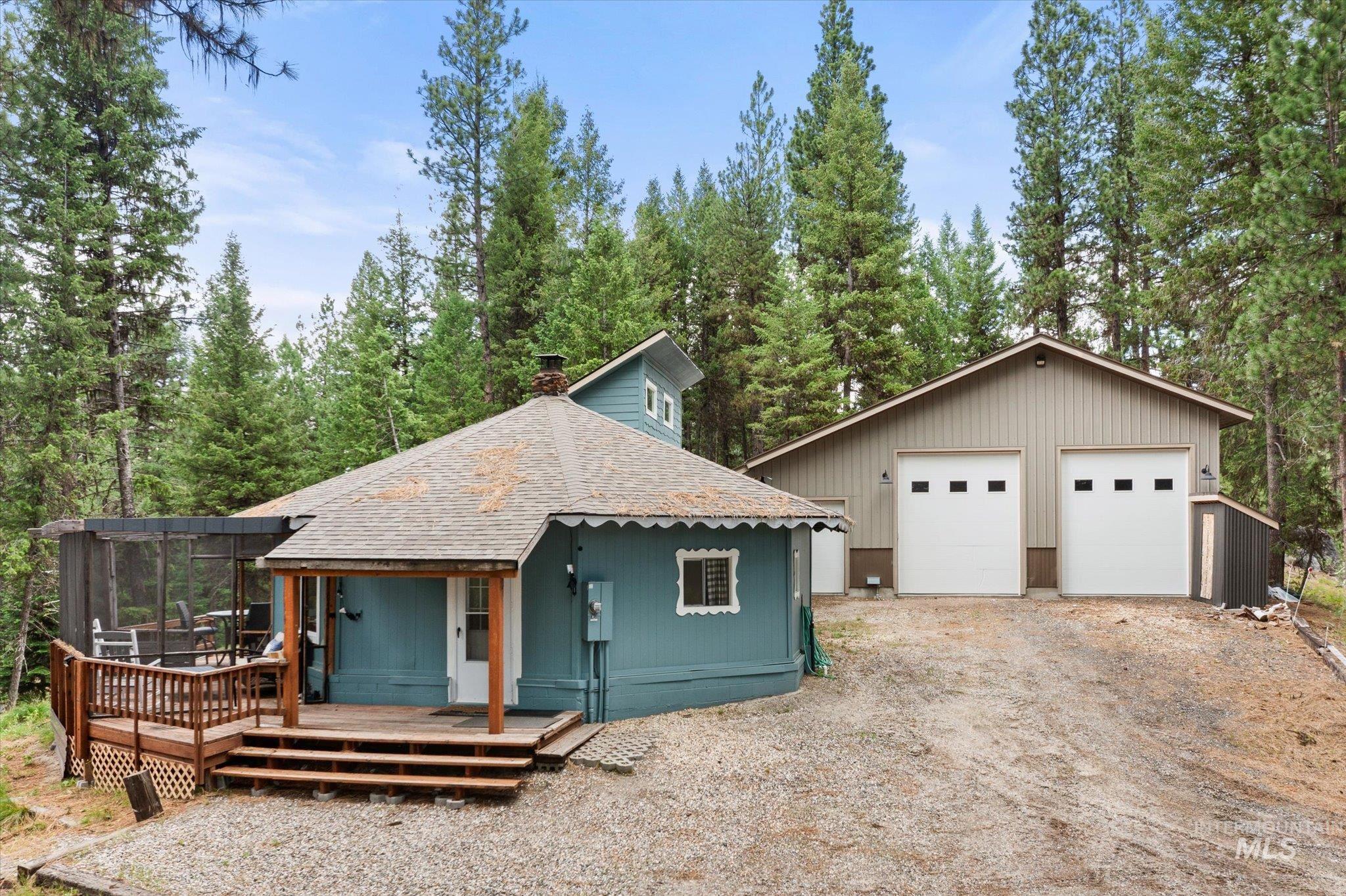 9785 Edna Pl, Cascade, Idaho 83611, 3 Bedrooms, 1 Bathroom, Residential For Sale, Price $598,000, 98998693