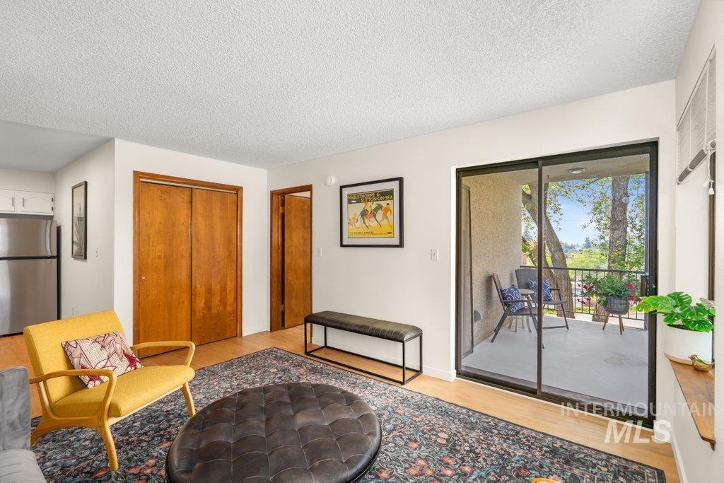 122 N Washington, Moscow, Idaho 83843, 2 Bedrooms, 1 Bathroom, Residential For Sale, Price $315,000, 98998695