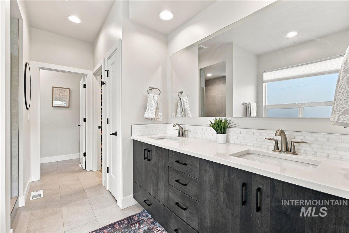 1895 E Spire Street, Meridian, Idaho 83642, 3 Bedrooms, 2 Bathrooms, Residential For Sale, Price $634,900, 98998696