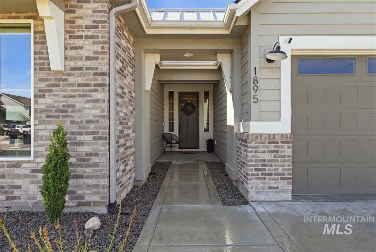 1895 E Spire Street, Meridian, Idaho 83642, 3 Bedrooms, 2 Bathrooms, Residential For Sale, Price $634,900, 98998696