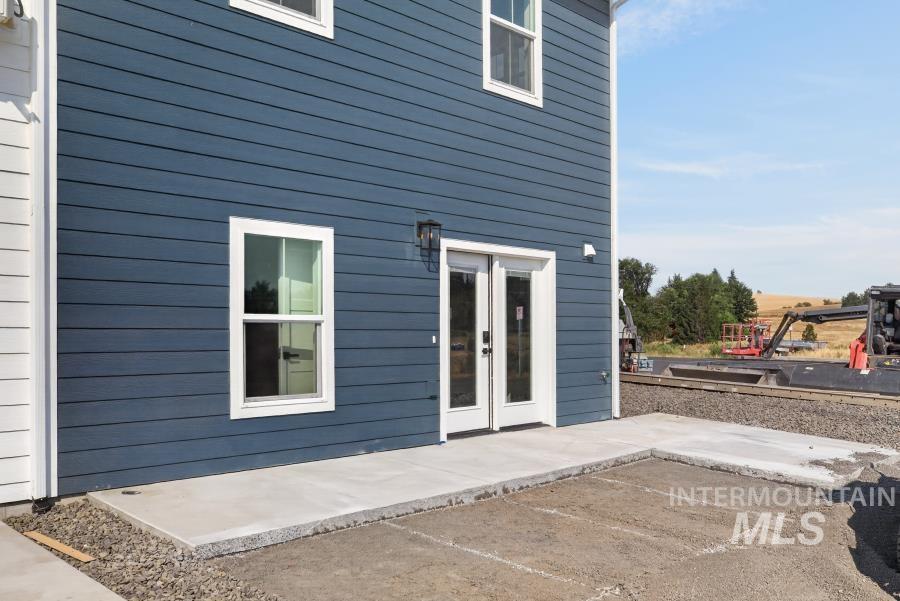 1298 Edington, Moscow, Idaho 83843, 4 Bedrooms, 3 Bathrooms, Residential For Sale, Price $499,000, 98998697