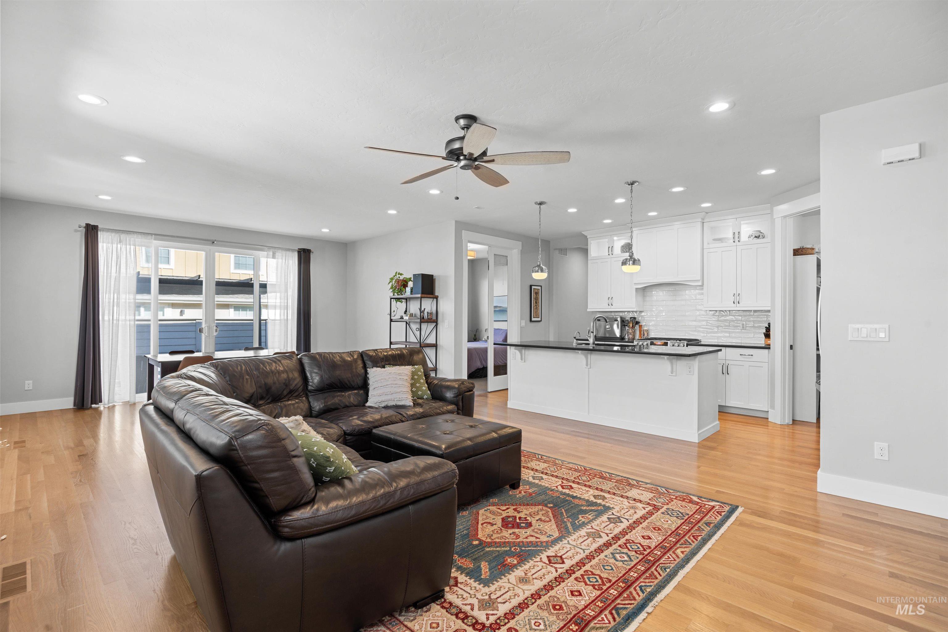 3555 S Caddis Way, Boise, Idaho 83716, 4 Bedrooms, 3 Bathrooms, Residential For Sale, Price $825,000,MLS 98998698
