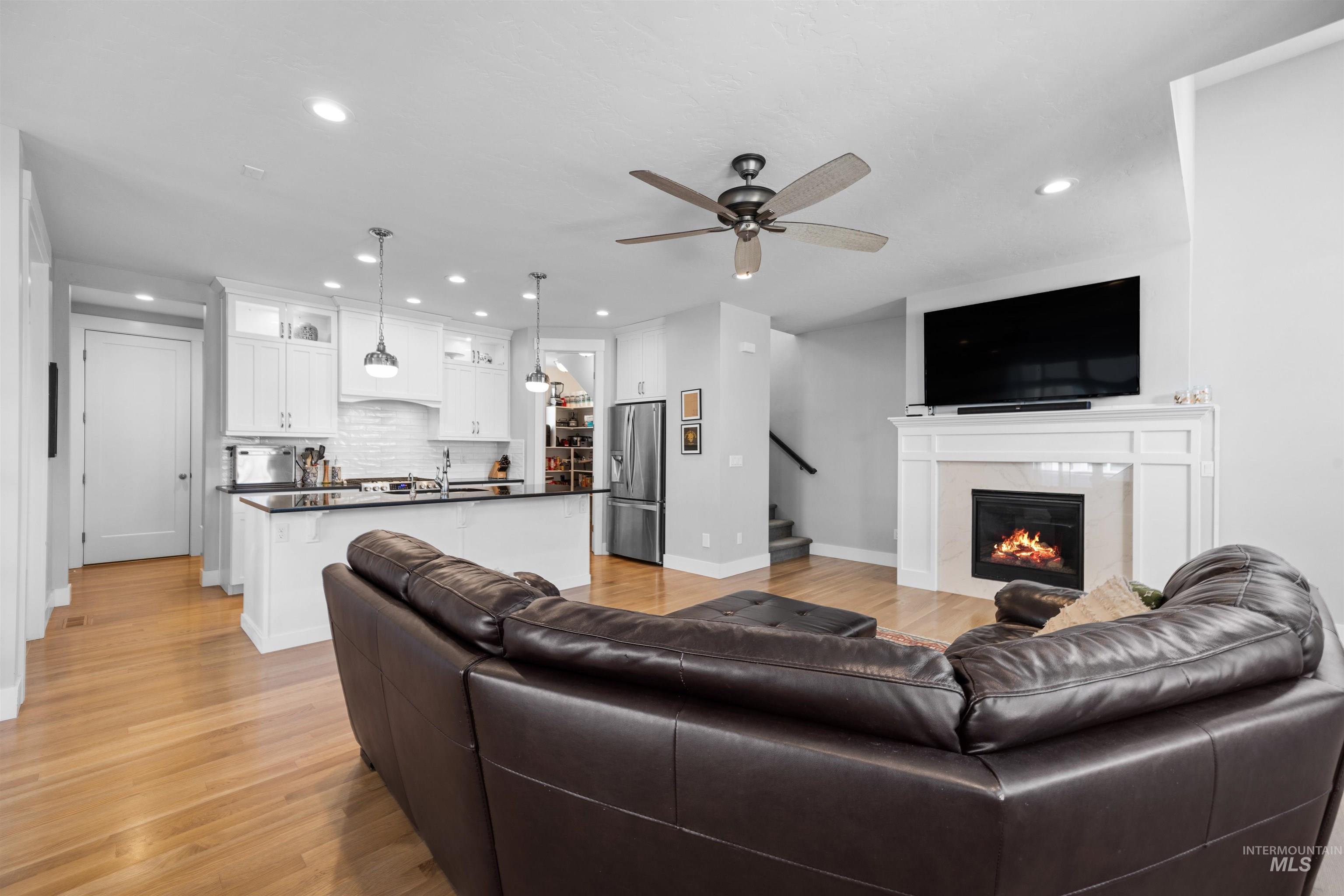 3555 S Caddis Way, Boise, Idaho 83716, 4 Bedrooms, 3 Bathrooms, Residential For Sale, Price $825,000,MLS 98998698
