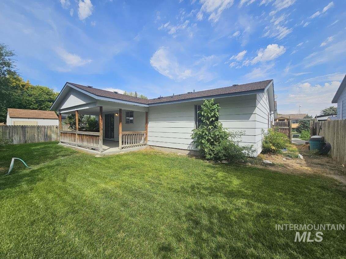1152 Sweetwood Cir, Nampa, Idaho 83651, 3 Bedrooms, 2 Bathrooms, Residential For Sale, Price $282,500, 98998700
