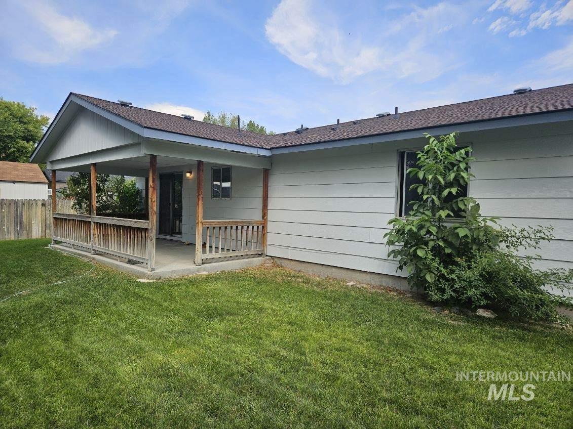 1152 Sweetwood Cir, Nampa, Idaho 83651, 3 Bedrooms, 2 Bathrooms, Residential For Sale, Price $282,500, 98998700