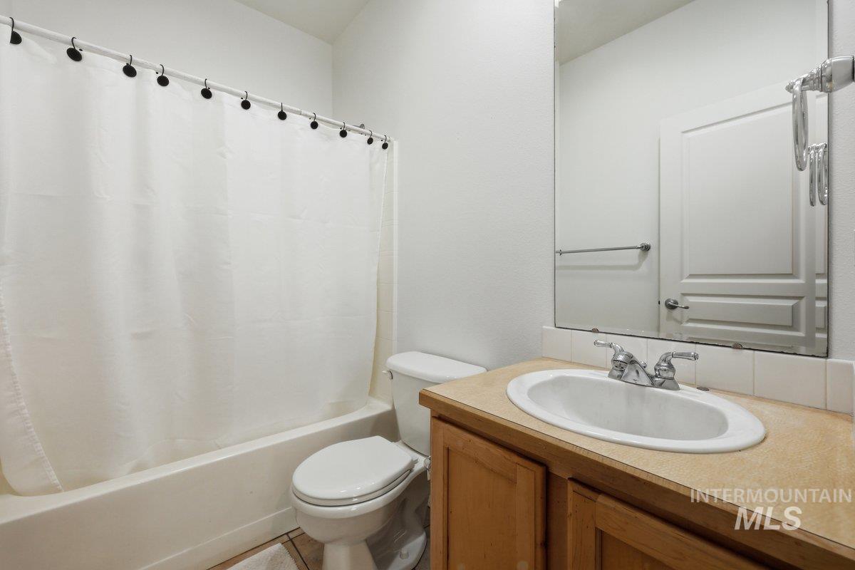 1923 E Pratt St, Meridian, Idaho 83642, 3 Bedrooms, 3 Bathrooms, Residential For Sale, Price $510,000, 98998705