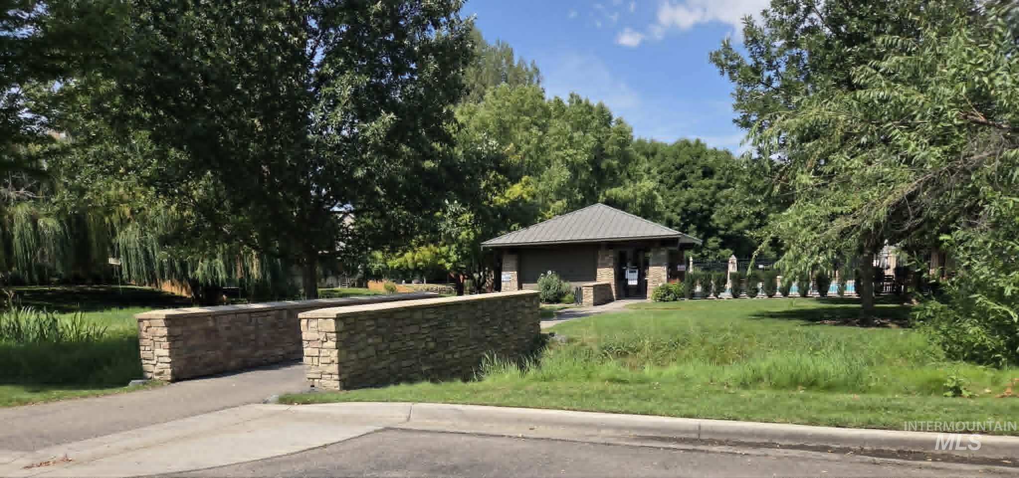 1923 E Pratt St, Meridian, Idaho 83642, 3 Bedrooms, 3 Bathrooms, Residential For Sale, Price $510,000, 98998705