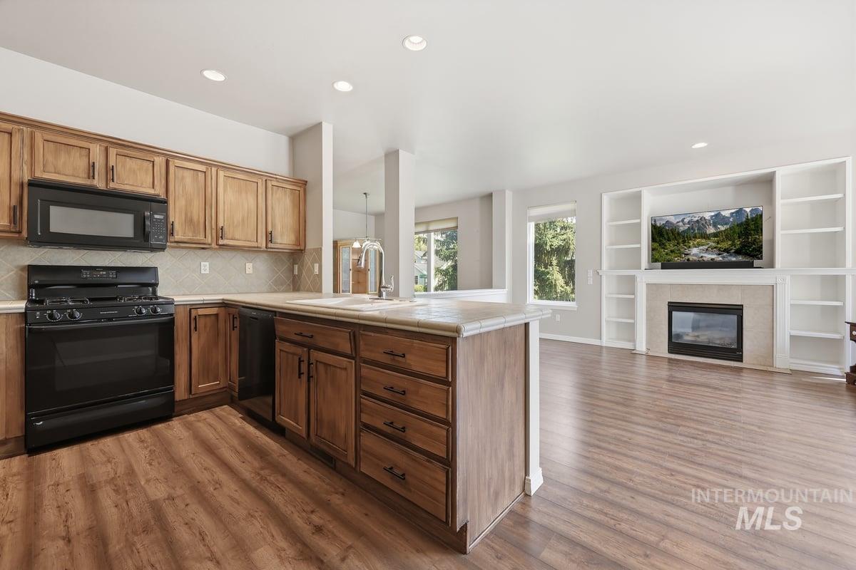 1923 E Pratt St, Meridian, Idaho 83642, 3 Bedrooms, 3 Bathrooms, Residential For Sale, Price $510,000, 98998705