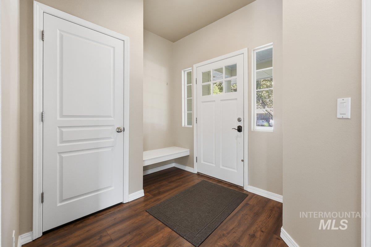 1923 E Pratt St, Meridian, Idaho 83642, 3 Bedrooms, 3 Bathrooms, Residential For Sale, Price $510,000, 98998705