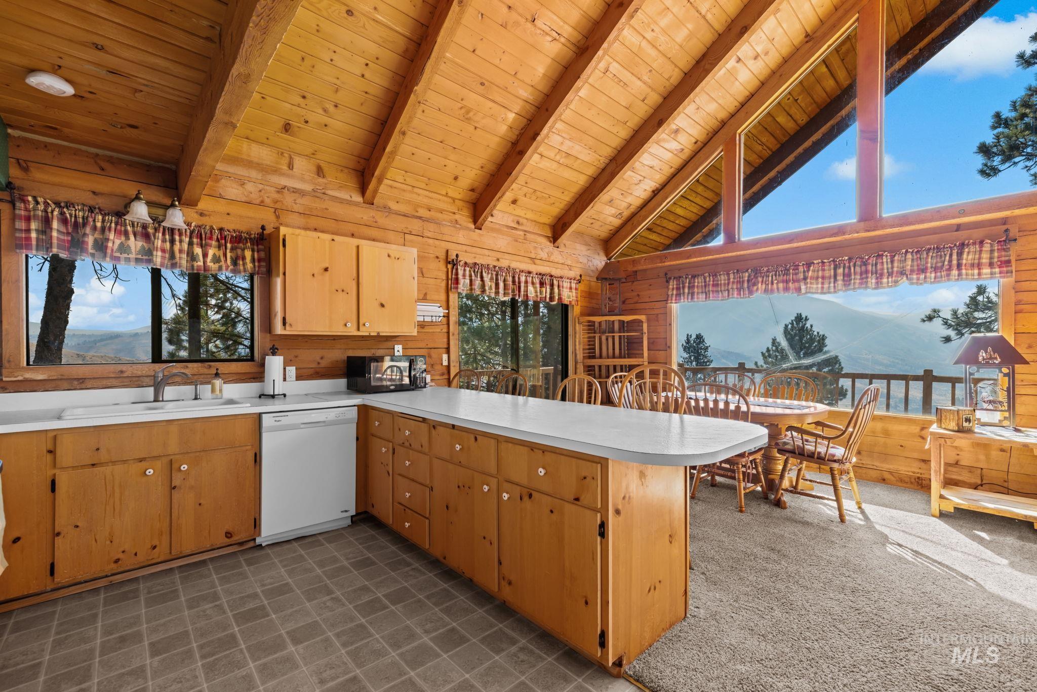 69 Skyview Lane, Boise, Idaho 83716, 3 Bedrooms, 2 Bathrooms, Residential For Sale, Price $465,000, 98998707