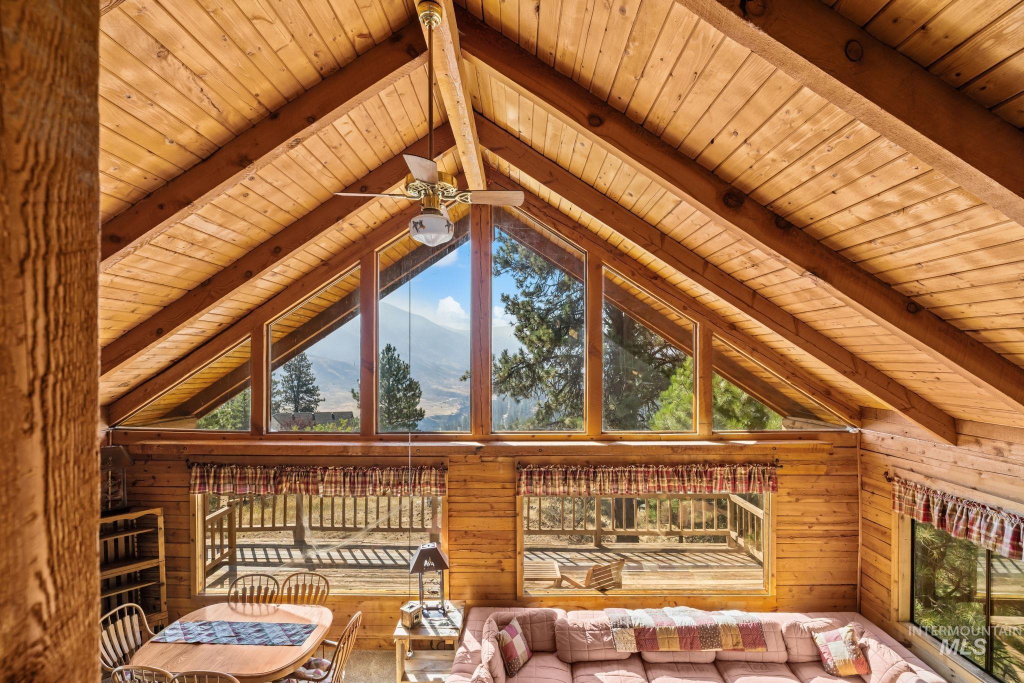 69 Skyview Lane, Boise, Idaho 83716, 3 Bedrooms, 2 Bathrooms, Residential For Sale, Price $465,000, 98998707