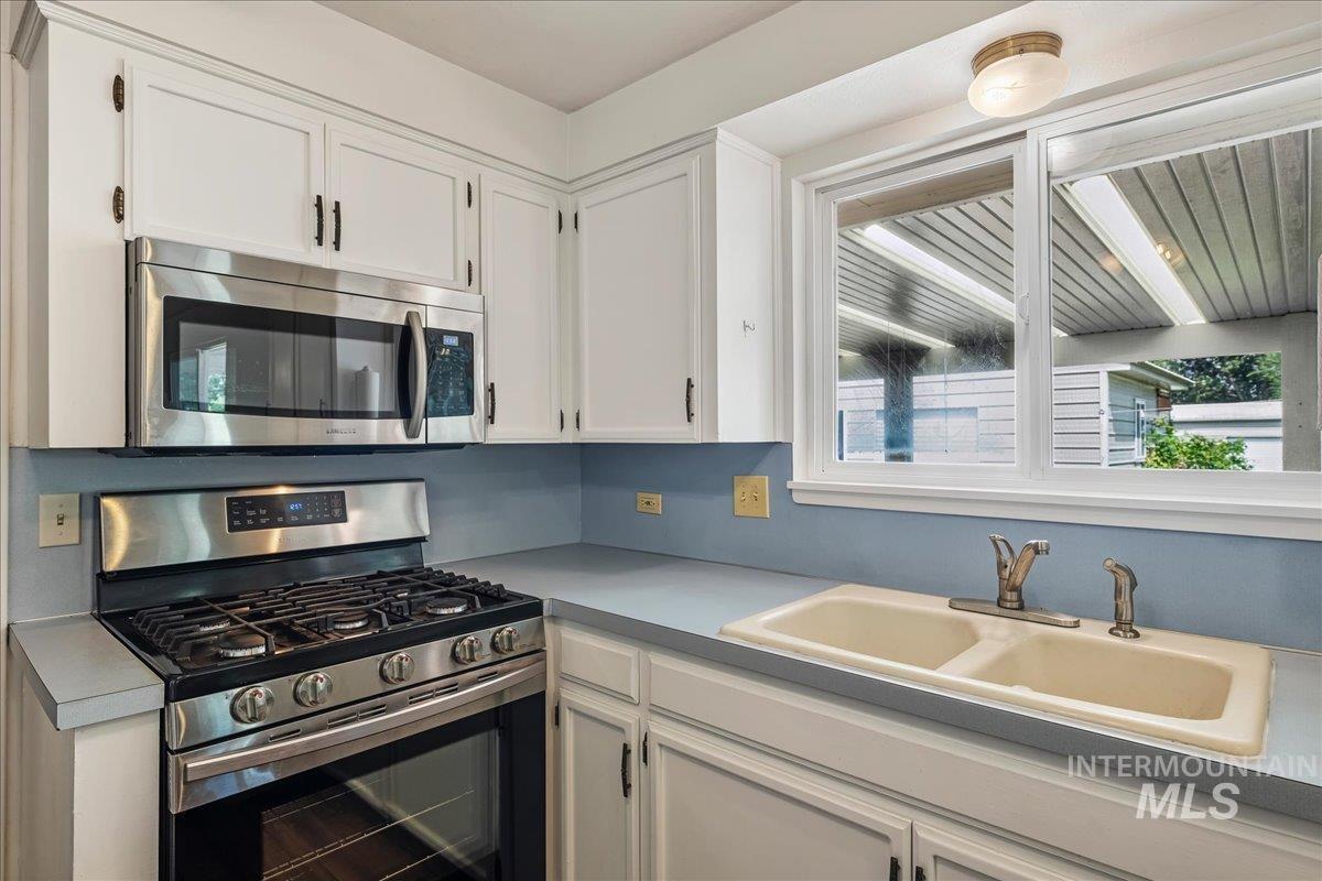 12592 W Freedom Drive, Boise, Idaho 83713, 4 Bedrooms, 3 Bathrooms, Residential For Sale, Price $679,900,MLS 98998708