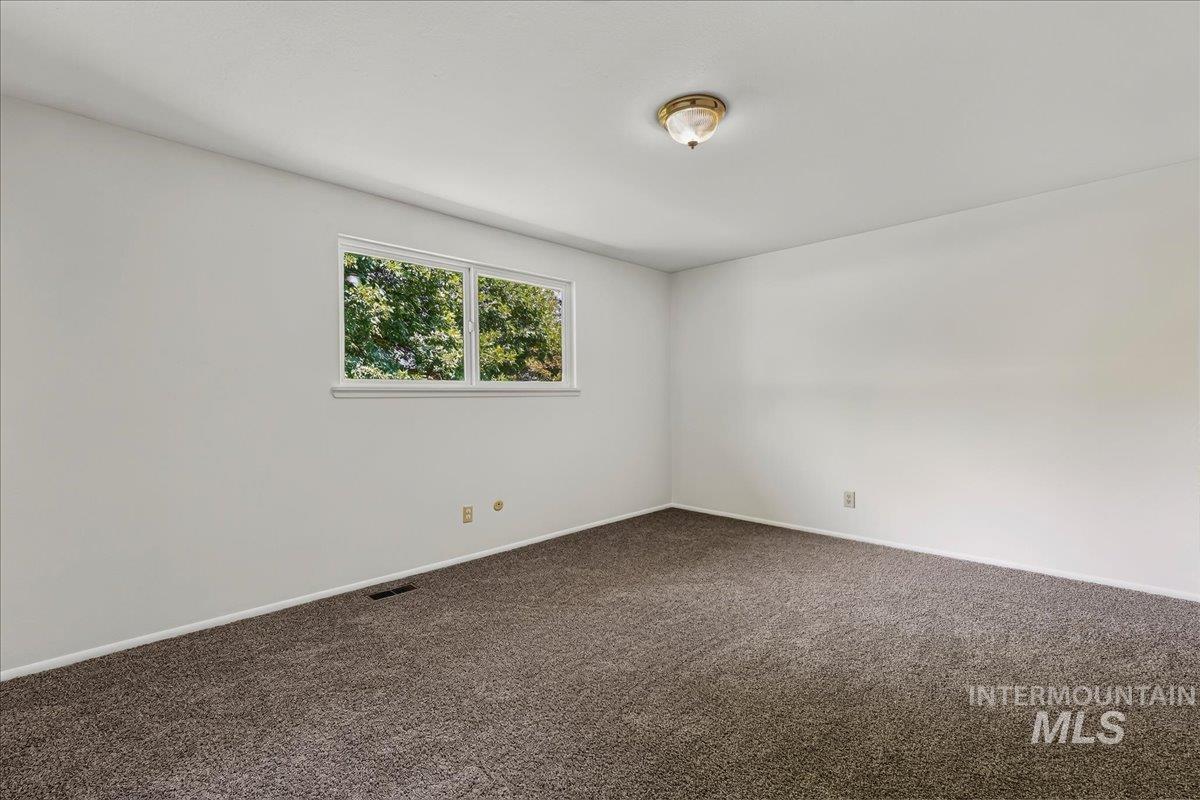 12592 W Freedom Drive, Boise, Idaho 83713, 4 Bedrooms, 3 Bathrooms, Residential For Sale, Price $679,900,MLS 98998708