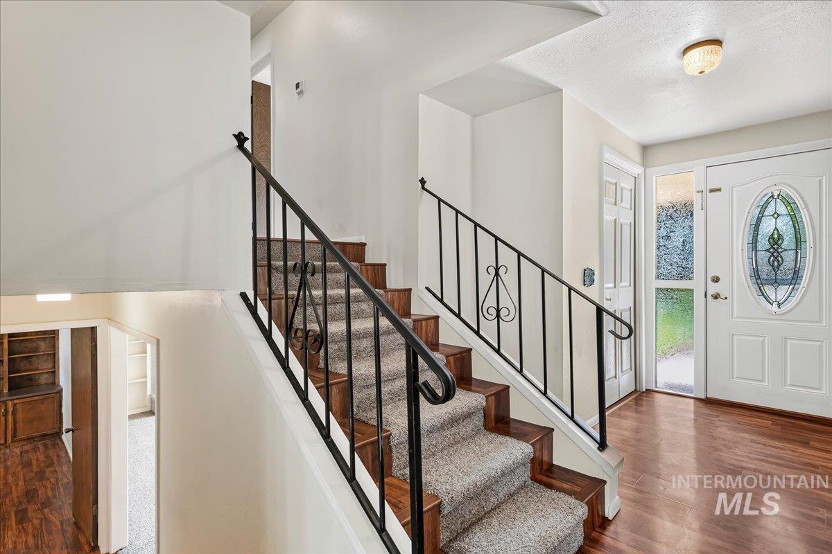 12592 W Freedom Drive, Boise, Idaho 83713, 4 Bedrooms, 3 Bathrooms, Residential For Sale, Price $679,900,MLS 98998708